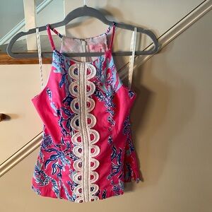 Size 0 very pretty Lilly Pulitzer sleeveless blouse in excellent condition